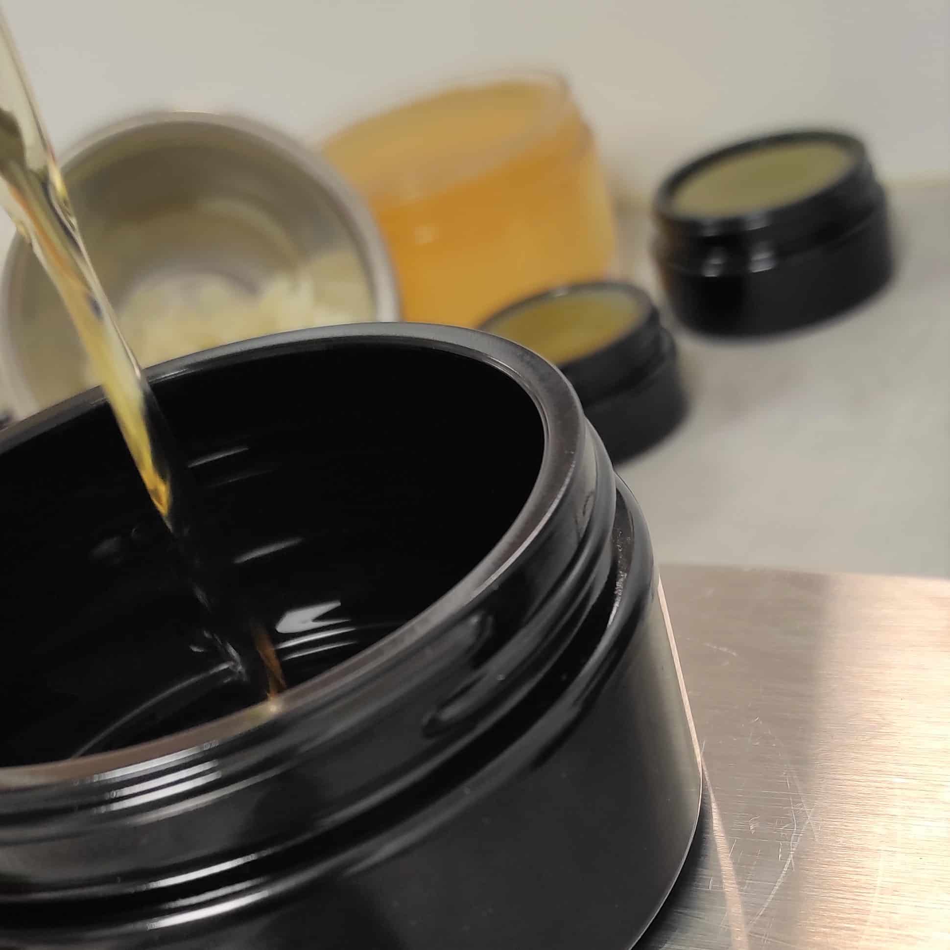 fabricationartisanale-produitbio-savonnerie-savonnerieyanaelle